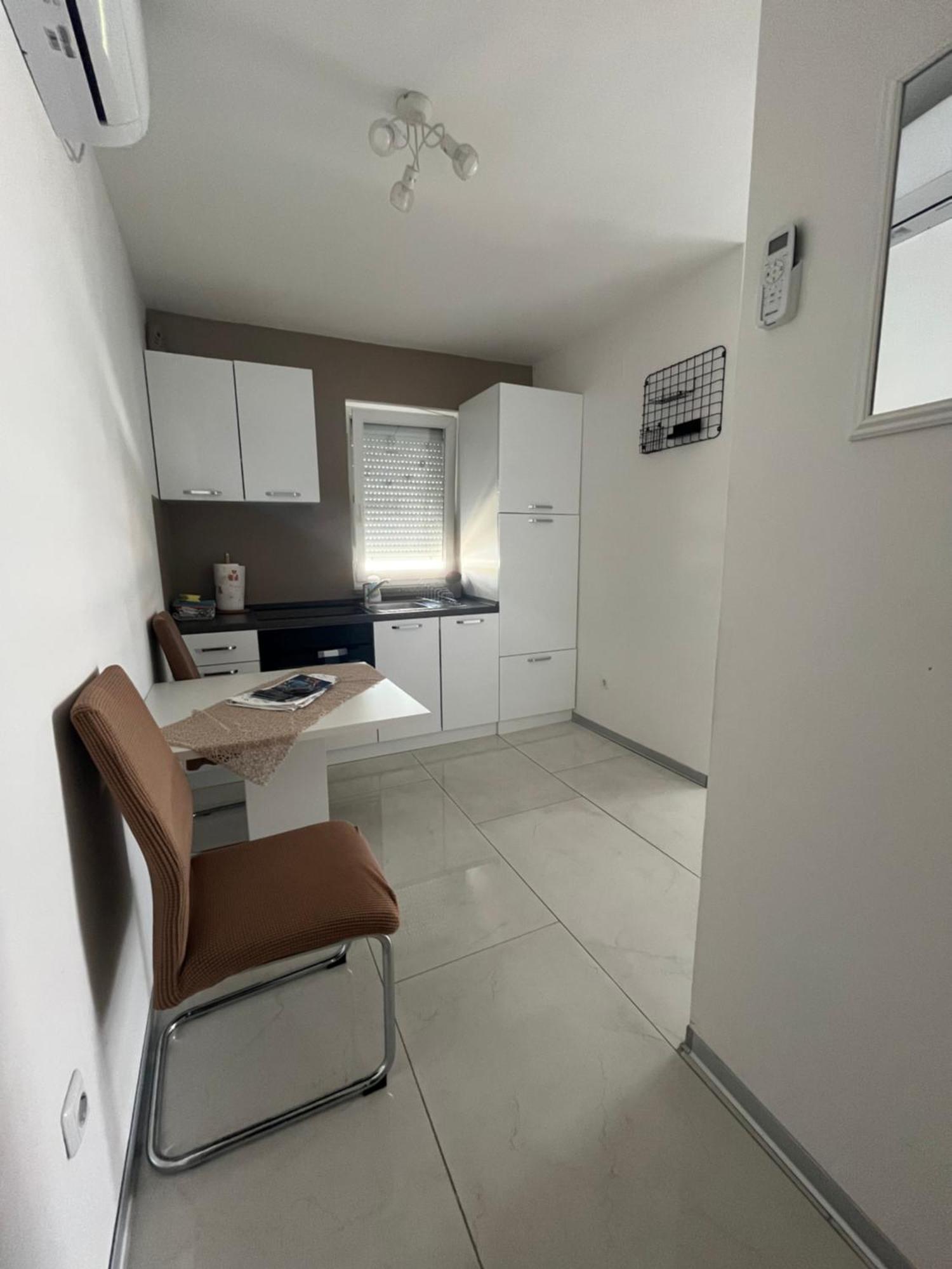 Apartments Ostojic كرك المظهر الخارجي الصورة